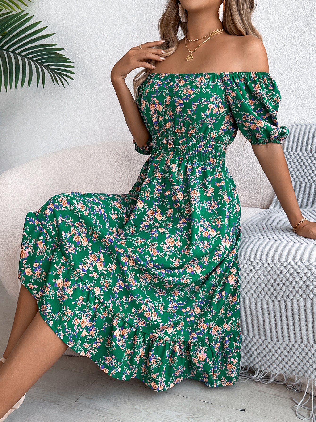 Robe d’Été Fleurie à Col Carré