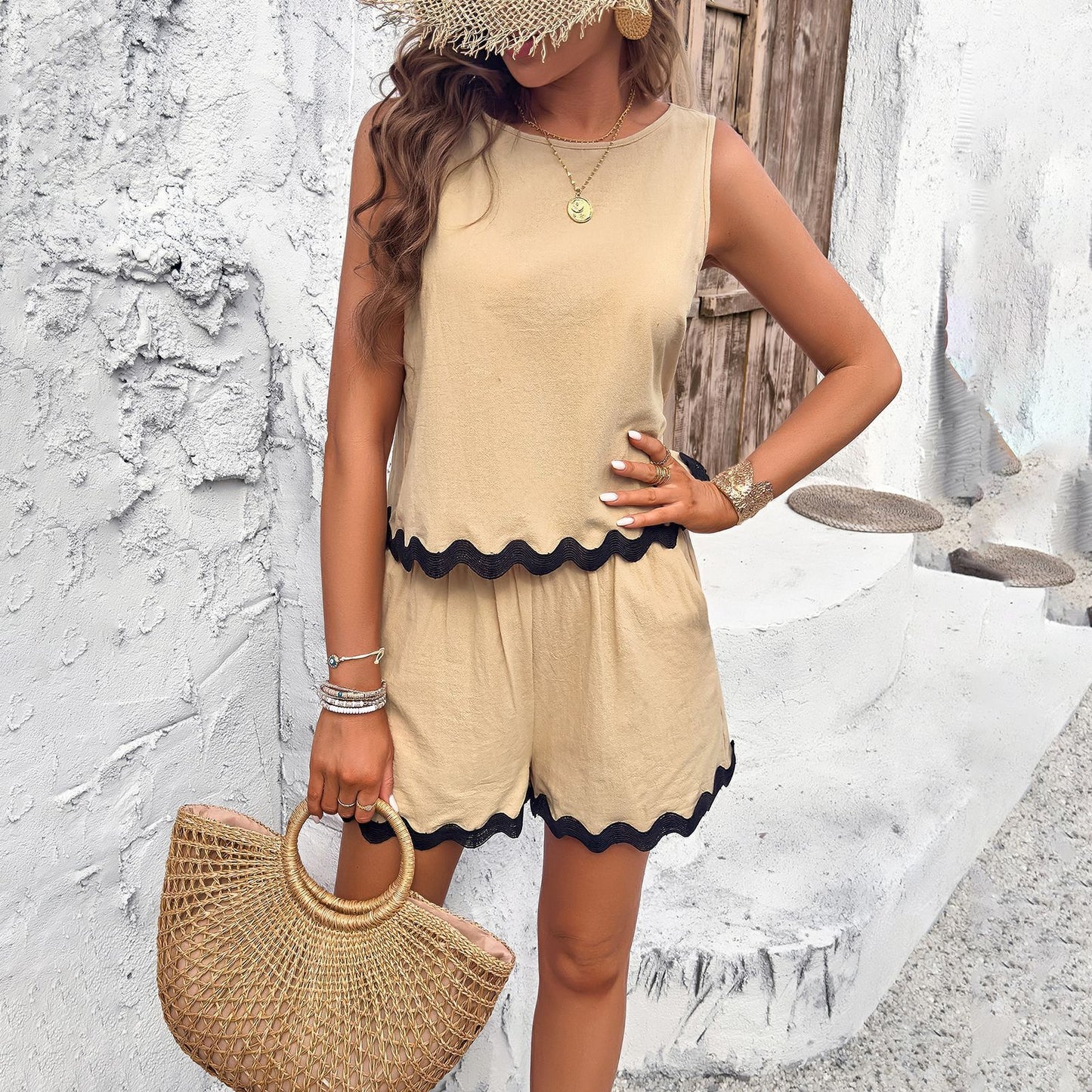 Ensemble Dentelle Sans Manches Chic et Léger