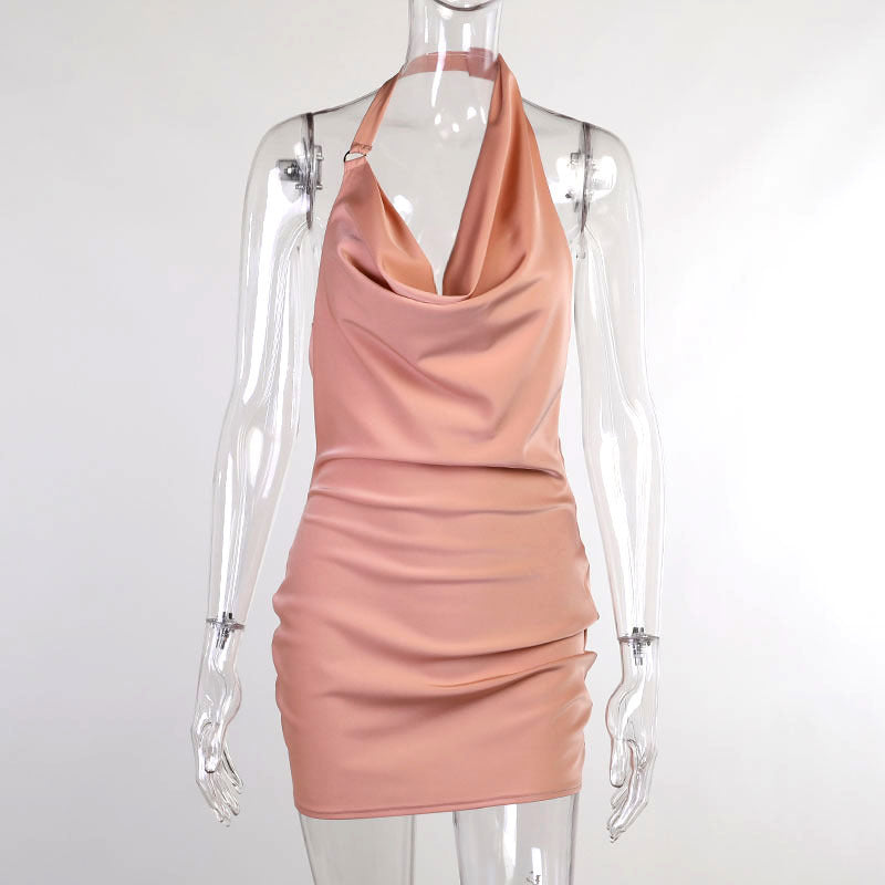 Robe Satinée d’Été